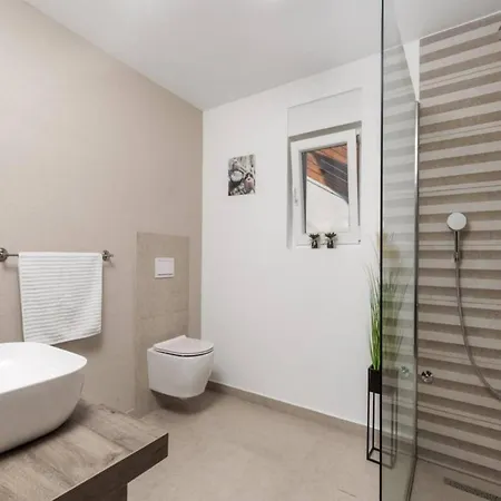 Stunning With Panoramic View Vila Opatija