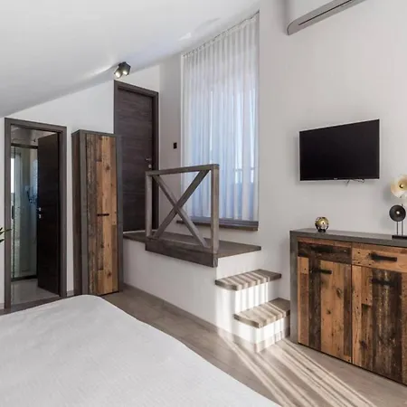 Stunning With Panoramic View Vila Opatija