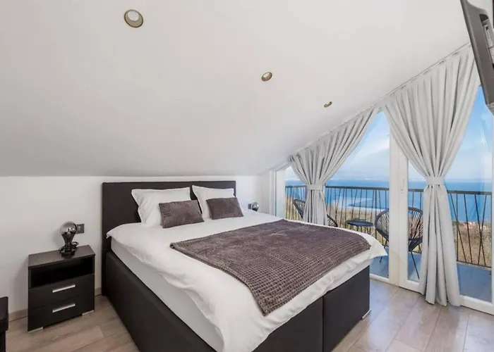 Stunning With Panoramic View Opatija