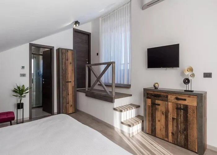 Stunning With Panoramic View Villa Opatija