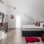 Stunning With Panoramic View