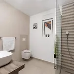 Stunning With Panoramic View ヴィラ オパティヤ