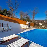ヴィラ Stunning With Panoramic View *